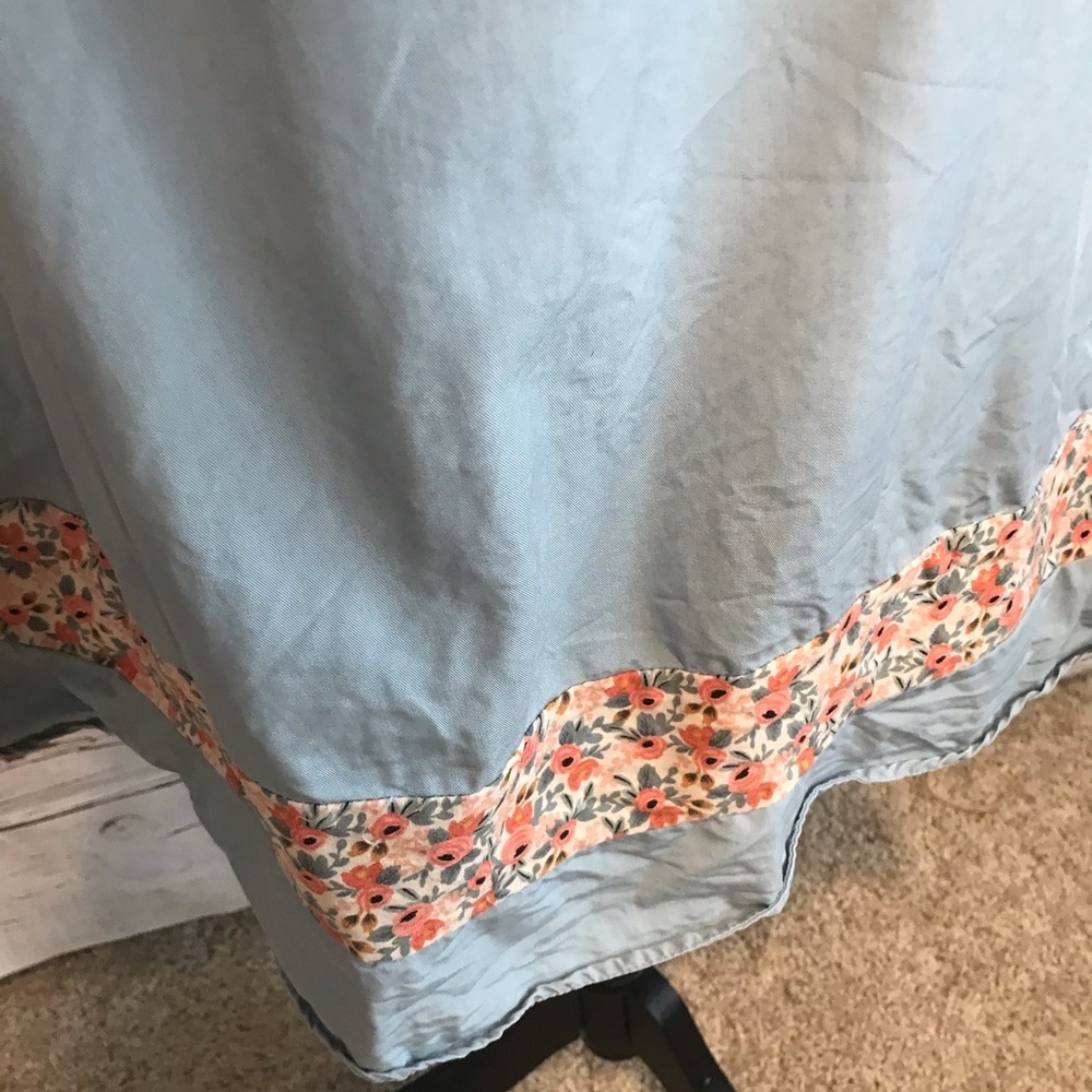 Zara Sky Blue Midi Dress with Floral Detail - Picture 4 of 9